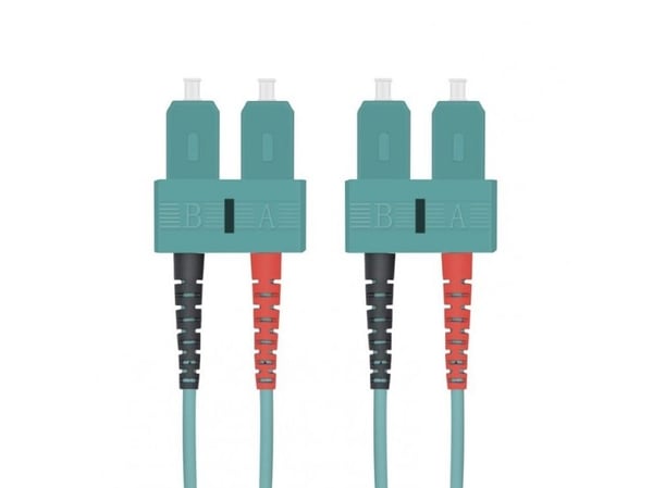 helos fiberoptisk patchkabel 50/125 µm OM3 SC 15,0 m SC dupleks plugg/plugg, aqua (216670)