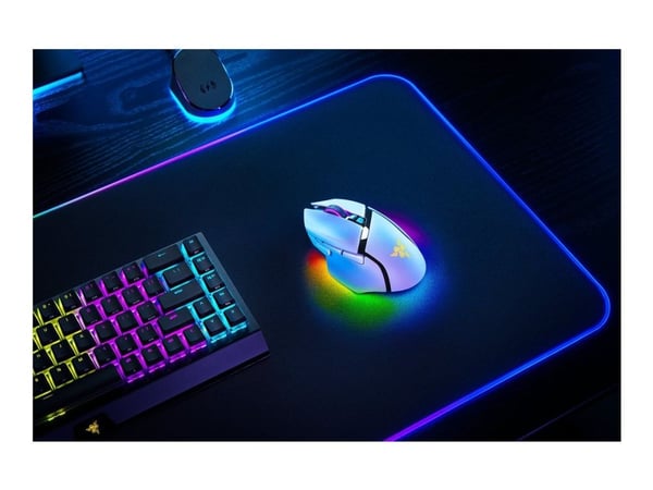 Razer Basilisk V3 pro - Mus - ergonomisk - högerhänt - optisk - 11 knappar - kabelansluten, trådlös - Bluetooth, 2.4 GHz - trådlös USB-mottagare - vit