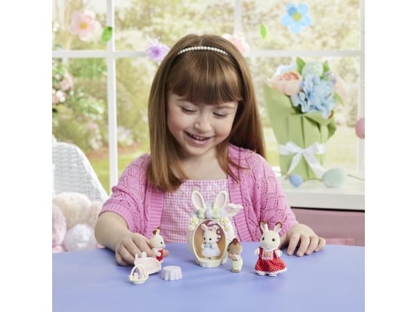 Sylvanian Families Easter Egg Hutch