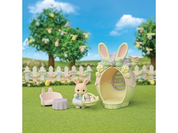 Sylvanian Families Easter Egg Hutch