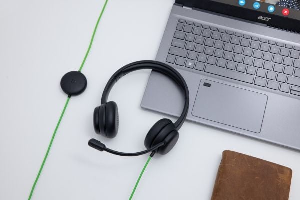 Acer AHW250 - Retail Pack - hodesett - on-ear - kablet - USB-A - svart