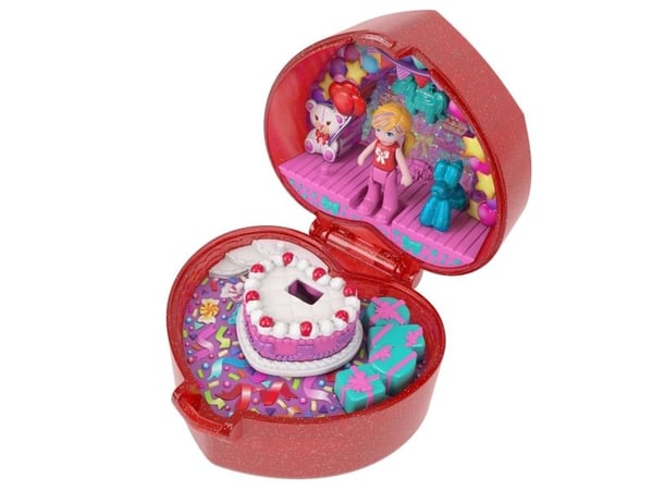 Polly Pocket 80th Anniversary sormuksen kanssa