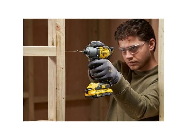 STANLEY skrutrekker UDAROWA V20 SFMCF830B 203Nm BL