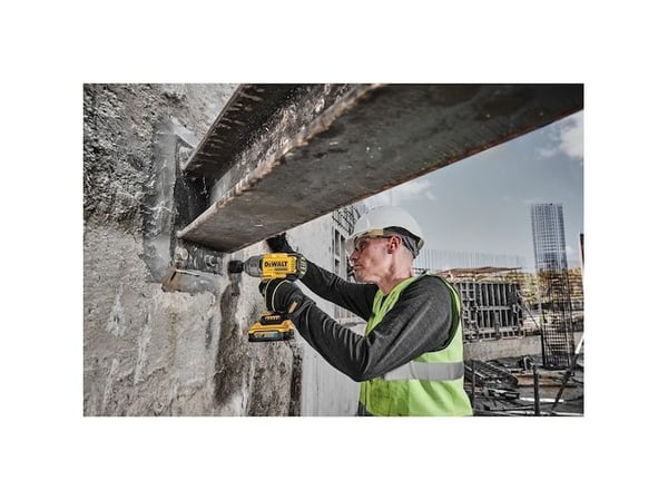 DeWalt DCF900H2T-QW-iskuväännin; 18 V; 2x5,0 Ah akku.