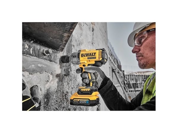 DeWalt DCF900H2T-QW-iskuväännin; 18 V; 2x5,0 Ah akku.