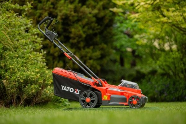 YATO 2x18V 43cm ruohonleikkuri - SOLO