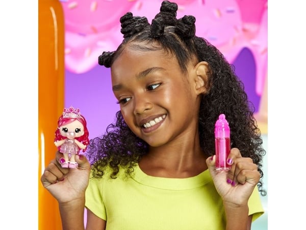 MGA Viihde Yummiland Lipgloss Doll- Bianca Bubblegum, Minidukke, Pige, 4 År, Dreng/Pige, Flerfarvet