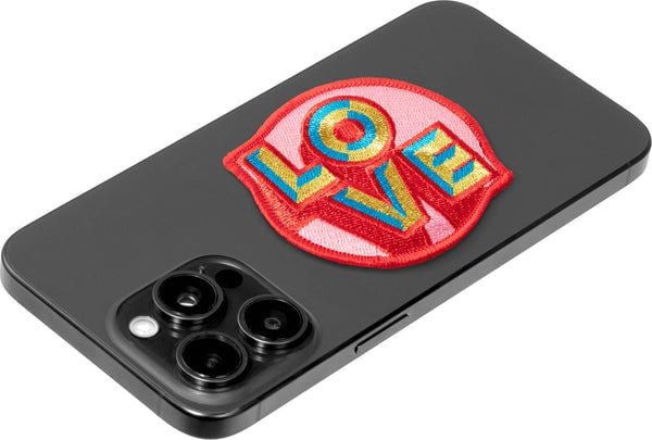 MAGMOJI Badge Love - Logo badge for mobiltelefon