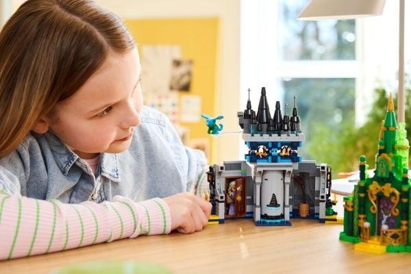 LEGO Wicked 75689 Emerald City og Kiamo Ko-slottet