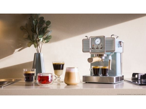 Cecotec Power Espresso 20 Tradizionale, Espressomaskin, 1,5 l, 1350 W, Rustfritt stål