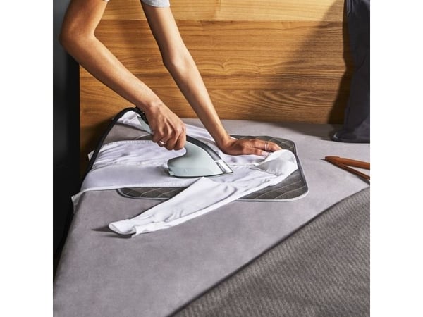 Tefal Duo Power JF4031E0, Höyrysilitysrauta, Keraaminen pohjalevy, 0,5 m, 100 g/min, Vihreä, Valkoinen, 25 g/min