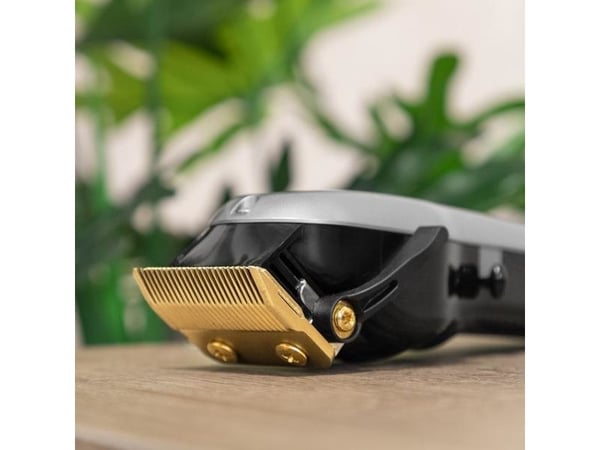 Cecotec Bamba Bamba PrecisionCare ProClipper Titanium Go 4218 hiusparranajokoneet
