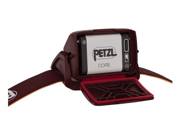 Petzl Actik Core, Taskulamppu otsanauhalla, musta, Painikkeet, Akkutaso, IPX4, LED