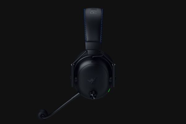 Razer BlackShark V3 Pro - Headset - fullstorlek - trådlös