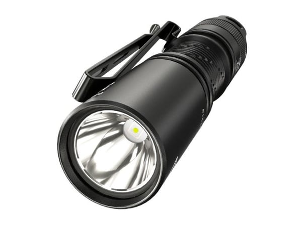 MT-SARJA / 800 LUMENIA MT1A PRO NITECORE-SALAMALAMPPU