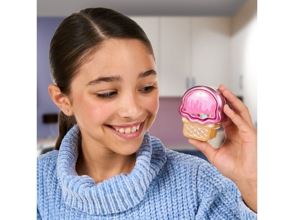 Real Littles Mini-burkar med skolrelaterade Charms