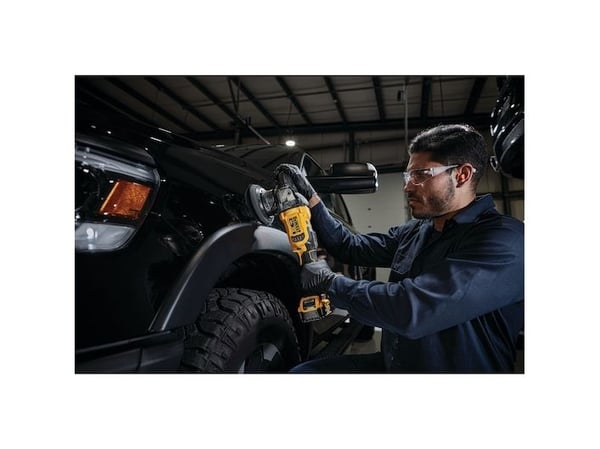 DEWALT.POLERKA 18V XR 2x5,0Ah DCM848P2