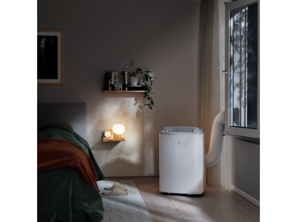 Electrolux EXP34U339HW, A, 1,3 kWh, A+, A+++ til D, 1 kWh, Hvit