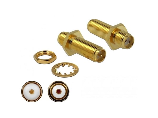 Delock - RF-adapter - SMA hunn til RP-SMA hunn skott