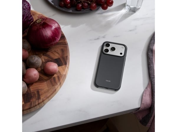 Beats - Matkapuhelimen takakuori - MagSafe-yhteensopivuus - polykarbonaatti - graniitinharmaa - iPhone 17 Pro -puhelimelle