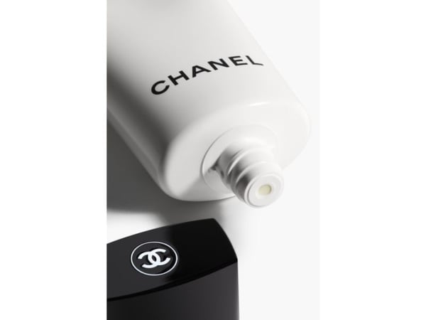 Chanel La Mousse Camelia - - 150 ml
