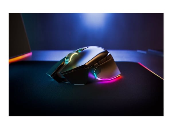 Razer Basilisk V3 pro 35K - Mus - ergonomisk - høyrehendt - optisk - 11 knapper - trådløs, kablet - Bluetooth, USB-C, 2.4 GHz - USB trådløs mottake...