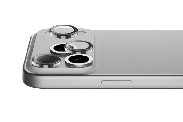 Cellularline Camera Lens Ring, Apple, iPhone 17 Pro / 17 Pro Max, Ripebestandig, Sjokkresistent, Gjennomsiktig, 1 stykker