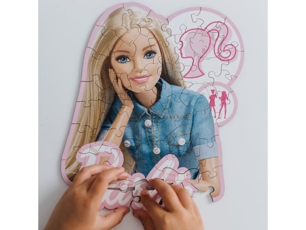 TREFL BARBIE medinė dėlionė "Barbie", 50 det.