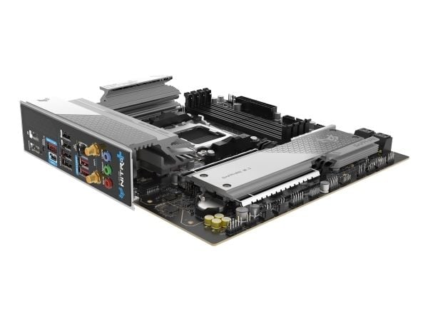 Sapphire - Hovedkort - Socket AM5 - USB 3.2 Gen 1 - innbygd grafikk (CPU kreves) - HD-lyd (8-kanalers)