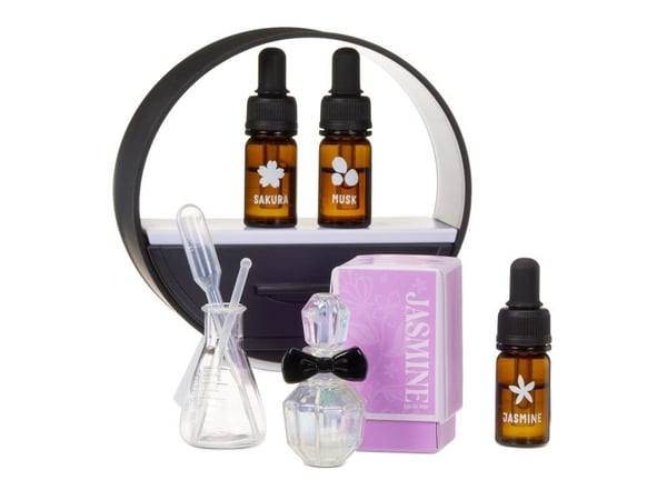 Miniverse Make It Mini Fragrances in PDQ, Lasten tee-se-itse -hajuvesisetti, 8 vuosi/vuosia, Monivärinen
