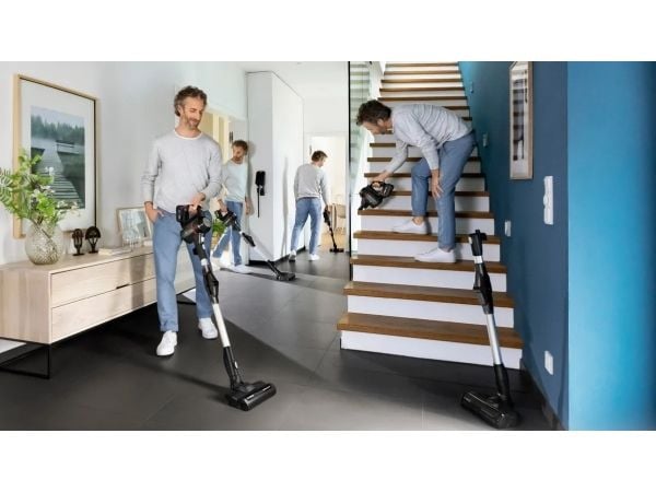 Bosch BSS715FRSH, 2-i-1 stavstøvsuger, Uten pose, Sort, Sølv, 0,3 l, Tørr, Filtrering