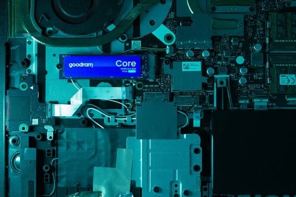 Goodram SSDR-GRC01-2K0-80, 2 TB, M.2, 10300 MB/s