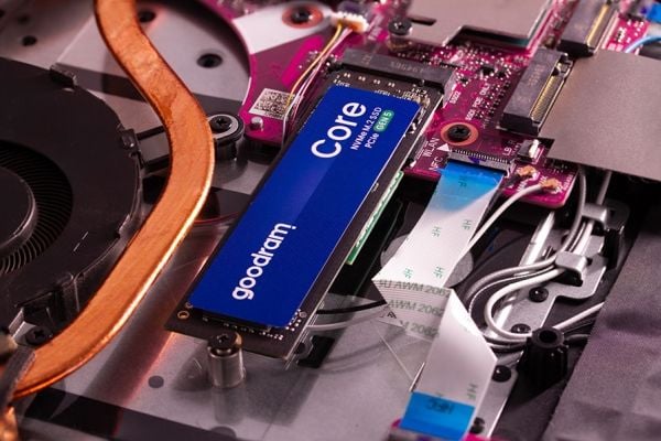 Goodram SSDR-GRC01-2K0-80, 2 TB, M.2, 10300 MB/s
