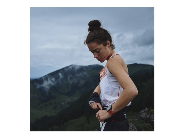 Suunto Race 2 - Glassfiberforsterket polyamid - sportsur med stropp - silikon - håndleddstørrelse: 125-175 mm - display 1.5" - 32 GB - Bluetooth - ...