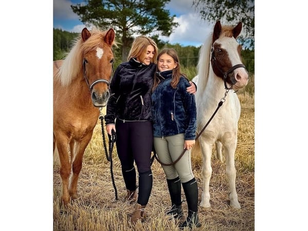 Dagmar Softpiletröja Svart XL