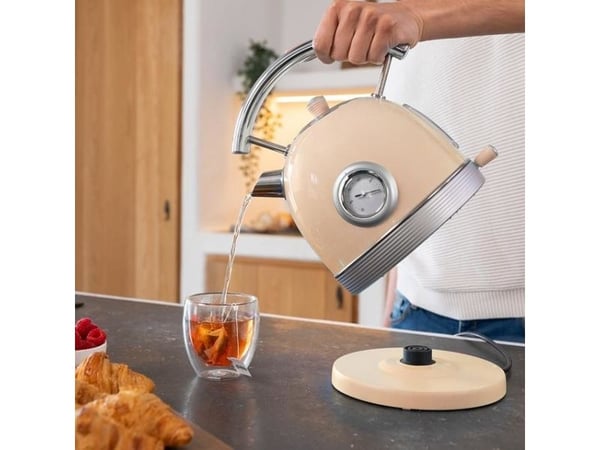 Cecotec ThermoSense 420, 1,8 l, 2200 W, Beige, Rustfritt stål, Justerbar termostat, Overopphetingsbeskyttelse