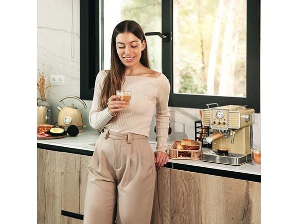 Cecotec 01629, Espressomaskin, 1,5 l, Malat kaffe, 1350 W, Gul