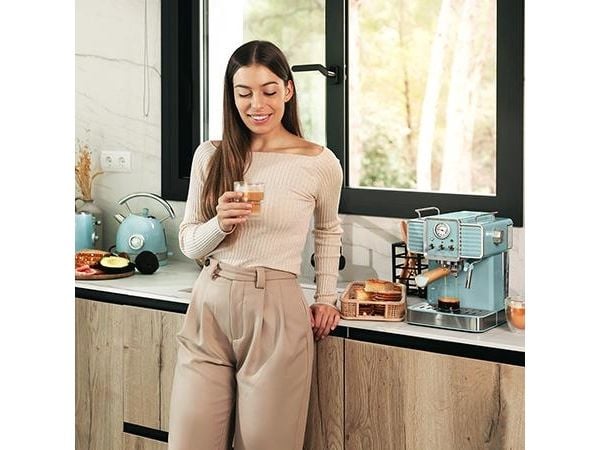 Cecotec 01628, Espressomaskin, 1,5 l, Malt kaffe, 1350 W, Blå