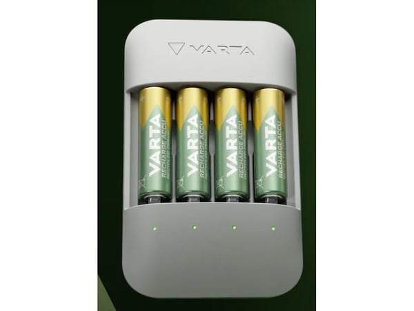 Varta Eco Charger Pro, Nikkelimetallihybridi (NiMH), Oikosulku, AA, AAA, 4 kpl, Sisältää paristot