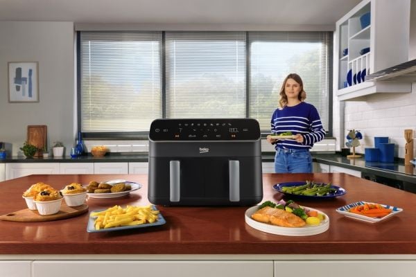 Beko FRL5388B, Varmluftsfrityr, 8,5 l, Dobbel, Sort, Berøringskontroll, Enkeltstående