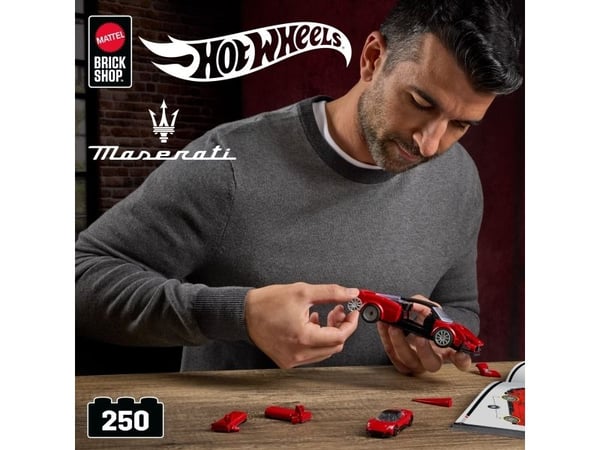Hot Wheels Brick Shop Speed Series Maserati MC20