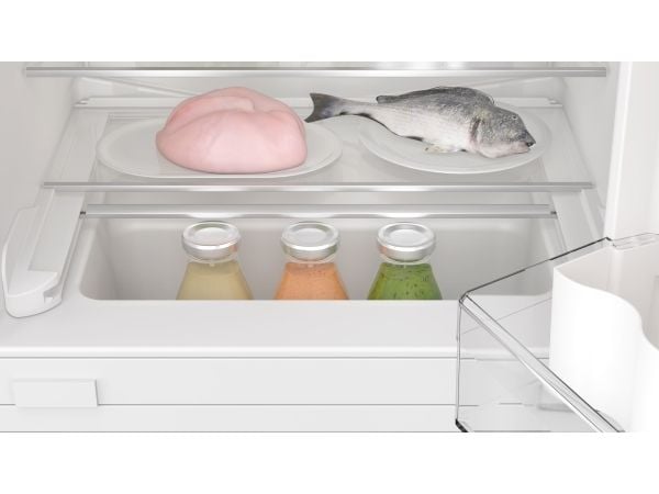 Bosch Serie 4 KUR21VFE0, 134 L, SN-T, 35 dB, E, Valkoinen