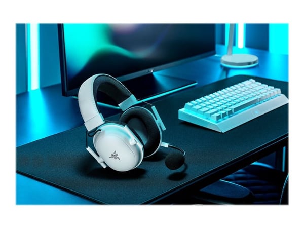 Razer BlackShark V2 PRO - Hodesett - full størrelse - Bluetooth / 2,4 GHz radiofrekvens - trådløs - USB-C - lydisolerende - hvit