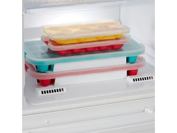 Industrial ice cube tray with lid Red