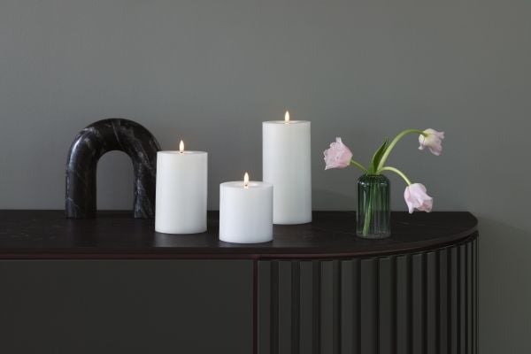 Moods & More LED-blokklys i hvitt med smelte­effekt – Ø 9,9 cm x H 10 cm
