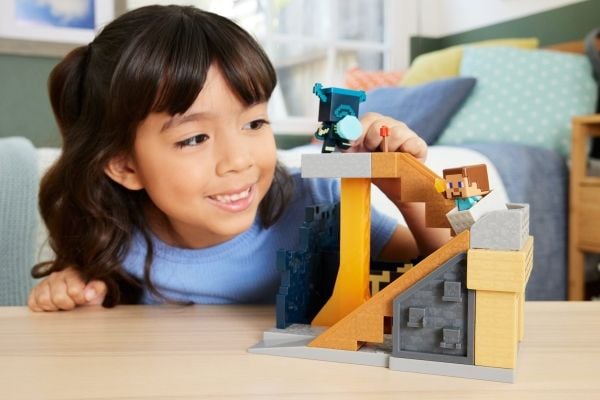 Minecraft Mini Mode Rise of the Warden Playset