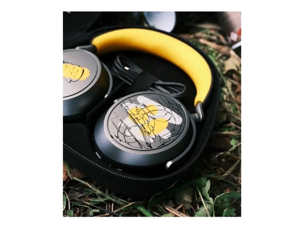 Sennheiser MOMENTUM 4 - 80th Anniversary Edition - hodetelefoner med mikrofon - full størrelse - Bluetooth - trådløs, kablet - aktiv støydemping - ...
