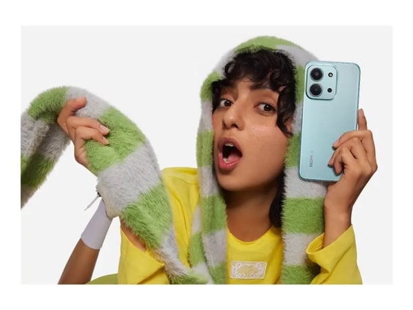 Xiaomi Redmi 15C 5G - 5G smarttelefon - dobbelt-SIM - RAM 4 GB / Internminne 128 GB - microSD slot - 6.9" - 1600 x 720 piksler (120 Hz) - 2x bakkam...