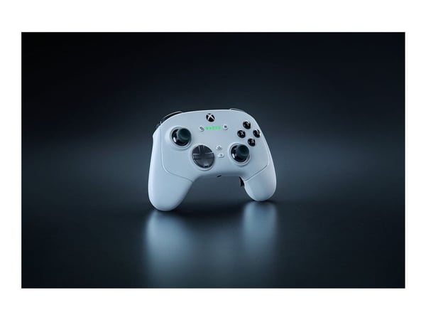 Razer Wolverine V3 Pro - Håndkonsoll - trådløs - 2.4 GHz - hvit - for Microsoft Xbox, PC