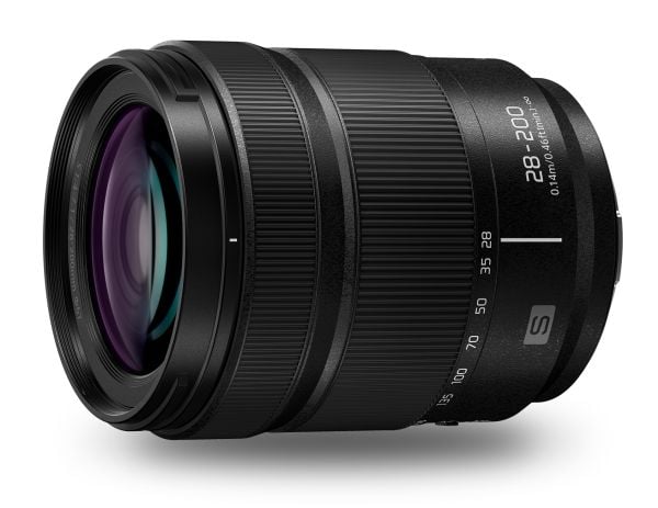Panasonic LUMIX S 28-200mm F4-7.1 MACRO O.I.S.-objektiv.